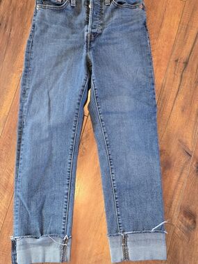 Levi's Women's Slim Straight Jeans - Medium Blue